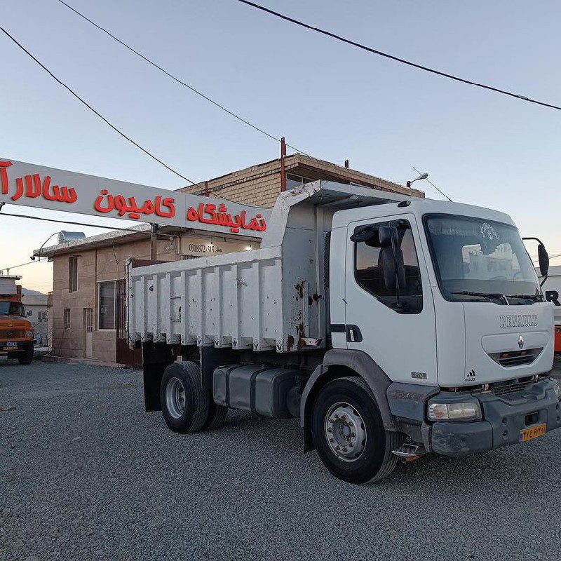 نمایشگاه کامیون سالار آبادی کرمانشاه
