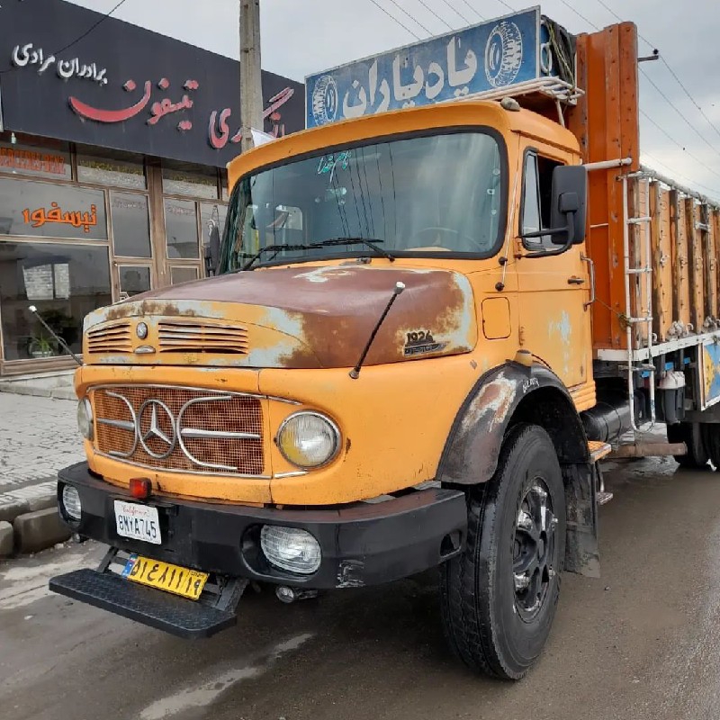 نمایشگاه کامیون ایران کاوه کرمانشاه